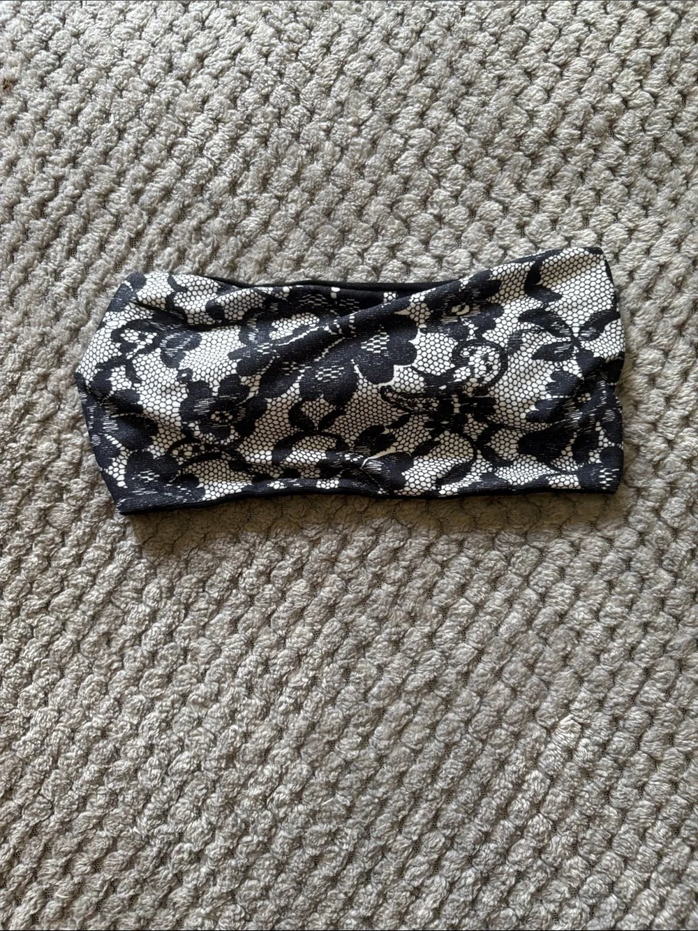 Black Lace-Overlay Stretch Bandeau Headband — Women’s Hair Accessory